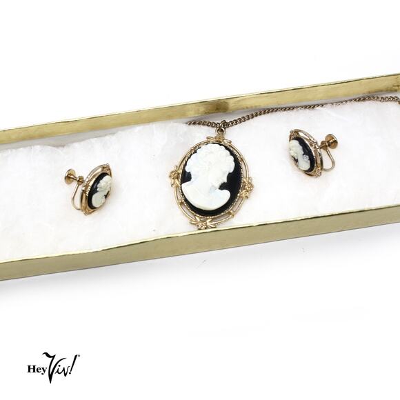 Vintage Black & White Cameo Pendant Necklace & Screw Back Earring Set - Hey Viv - Picture 2 of 10
